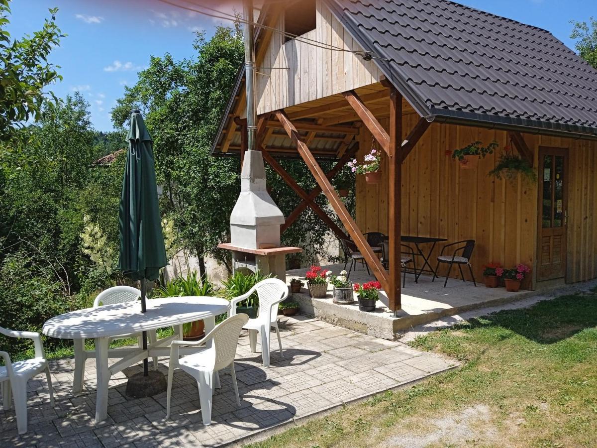 Kuca Za Odmor Lesnica Brod na Kupi Exterior foto